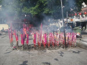 Chinese-new-year-Weihrauch-Penang