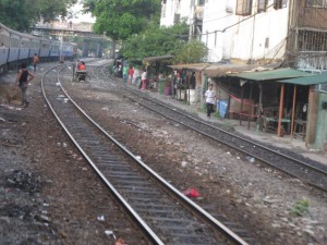 Bangkok-leben-zwischengleis