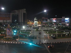 Platz des Taksin Monument